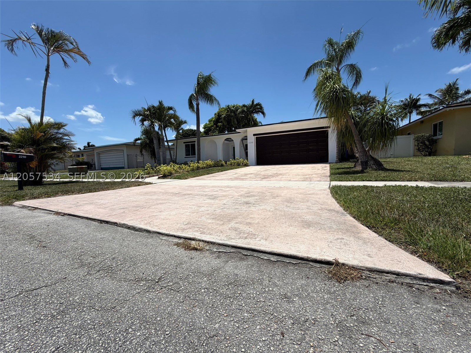 RAINBOW LAKES - Residential