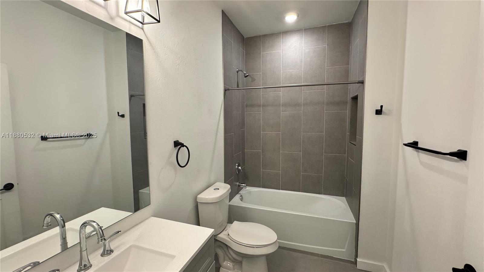 Lehigh Acres - Residential Lease