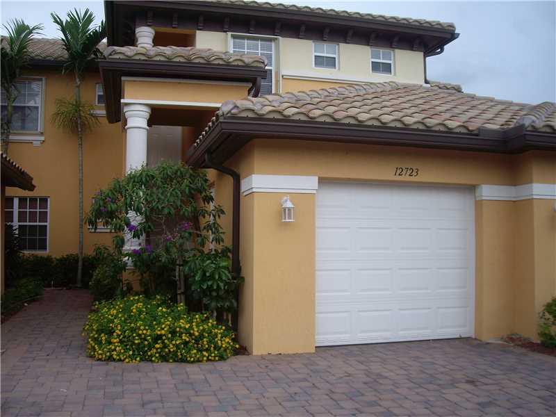 CYPRESS POINTE III AT HER - Residential Lease