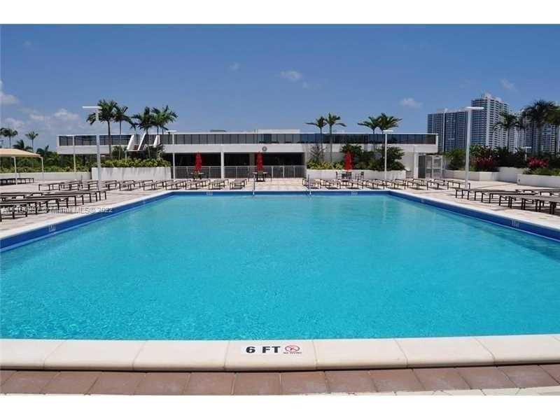 AVENTURA ELDORADO CONDO - Residential
