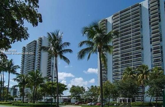 AVENTURA ELDORADO CONDO - Residential