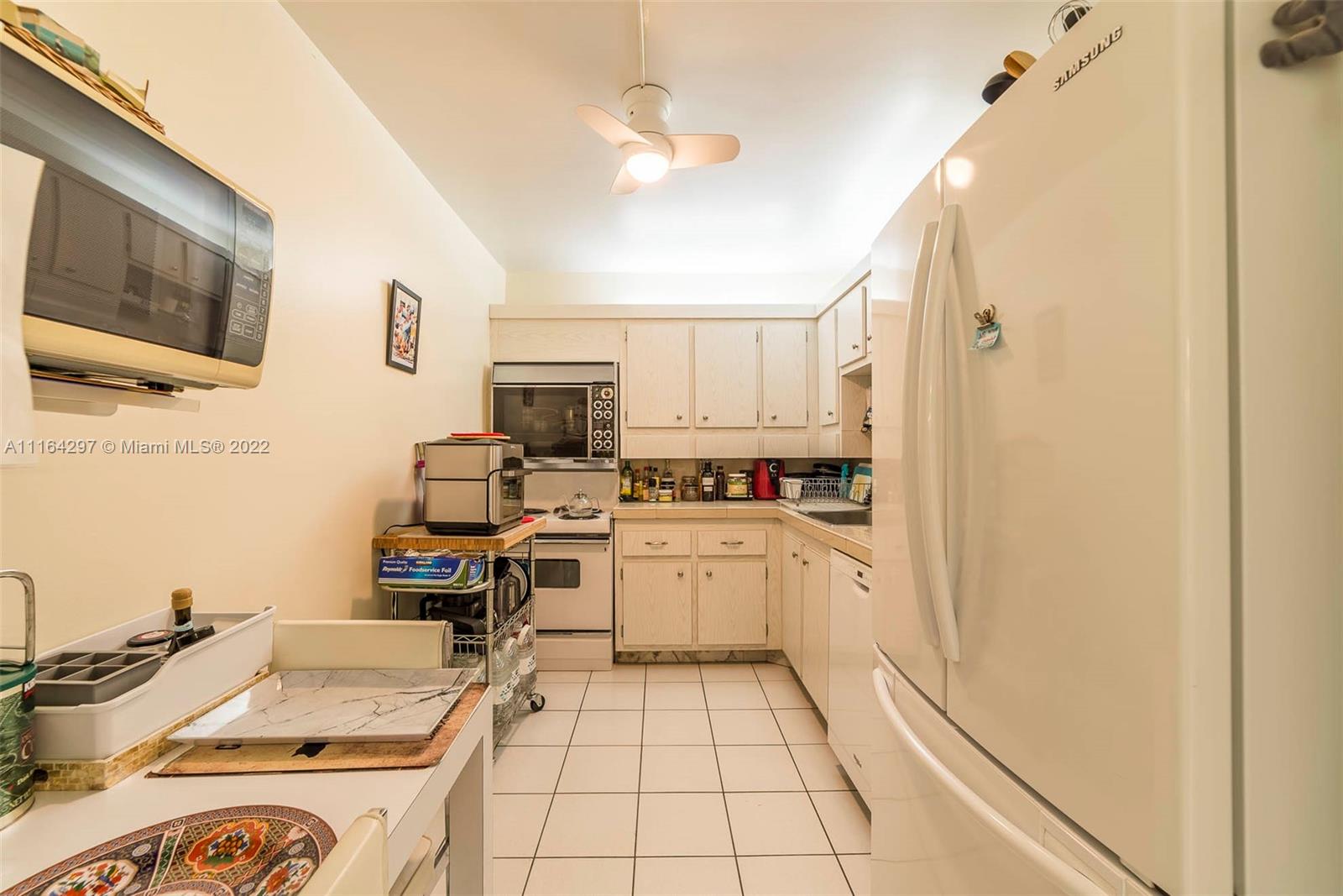AVENTURA ELDORADO CONDO - Residential