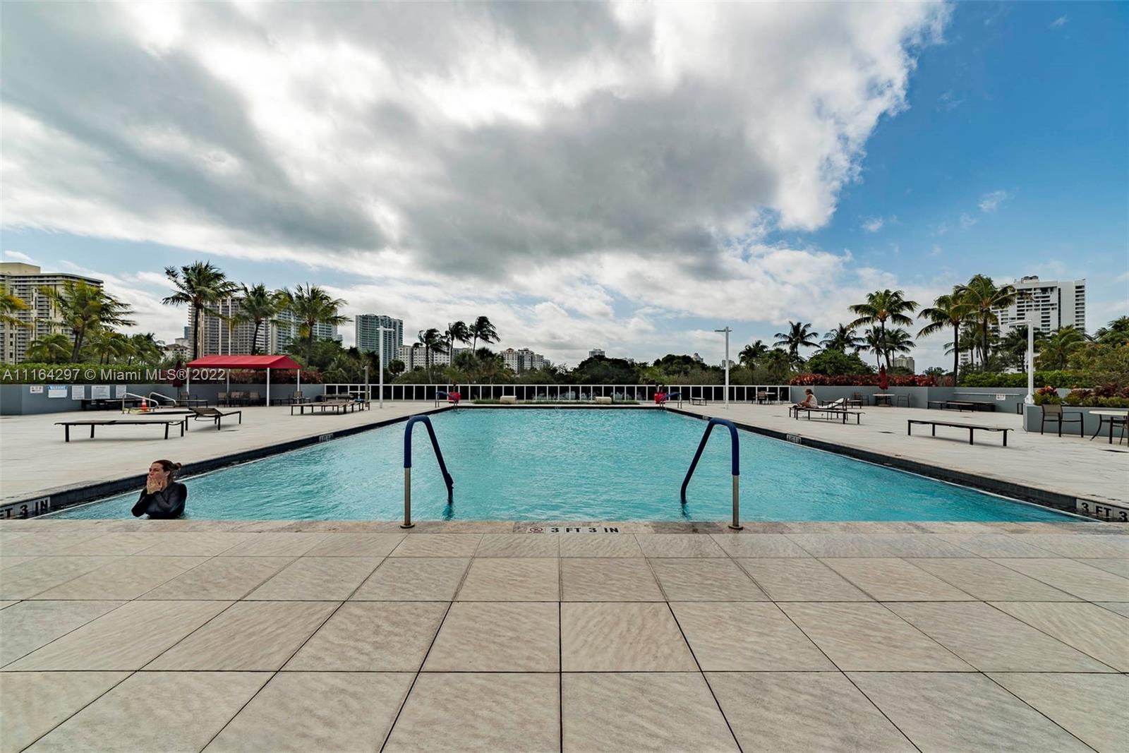 AVENTURA ELDORADO CONDO - Residential