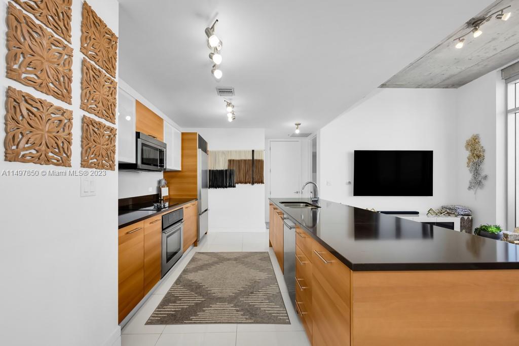 FOUR MIDTOWN MIAMI CONDO - Residential