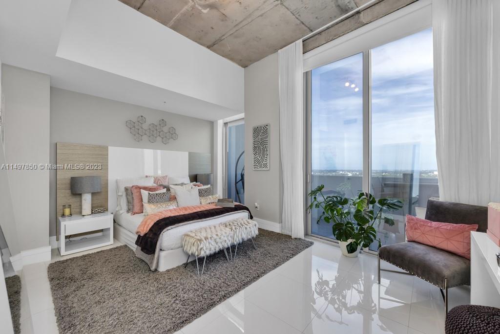 FOUR MIDTOWN MIAMI CONDO - Residential