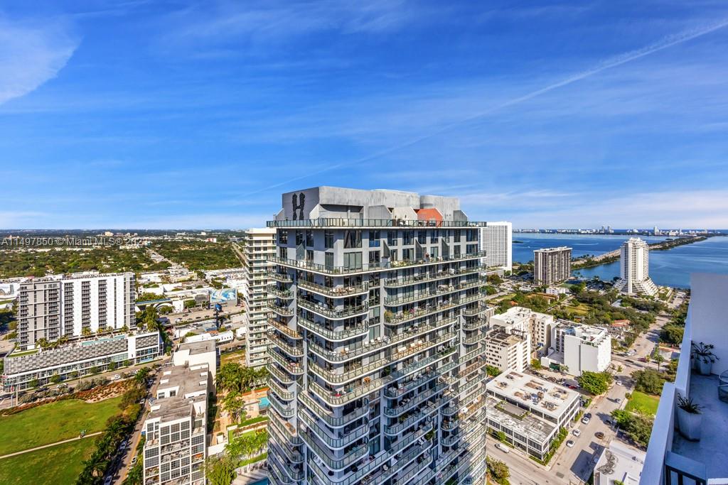 FOUR MIDTOWN MIAMI CONDO - Residential