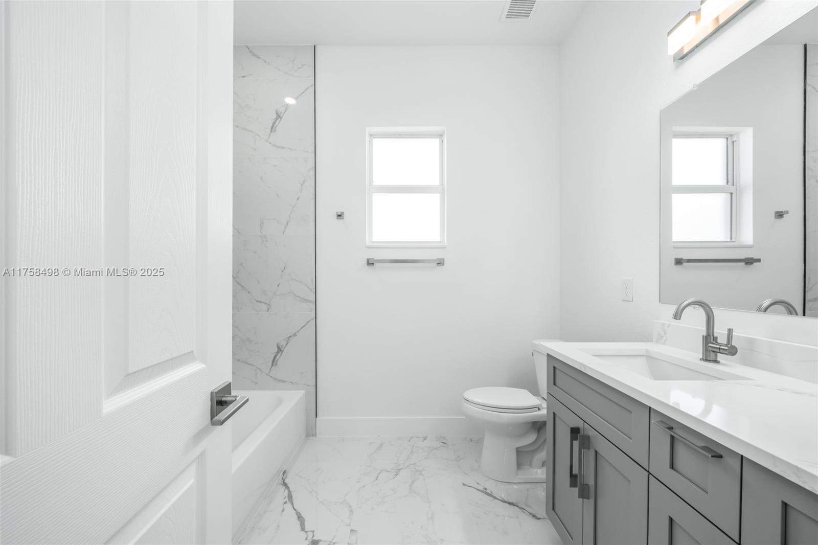 SPRING LAKE VILL 07 - Residential Lease