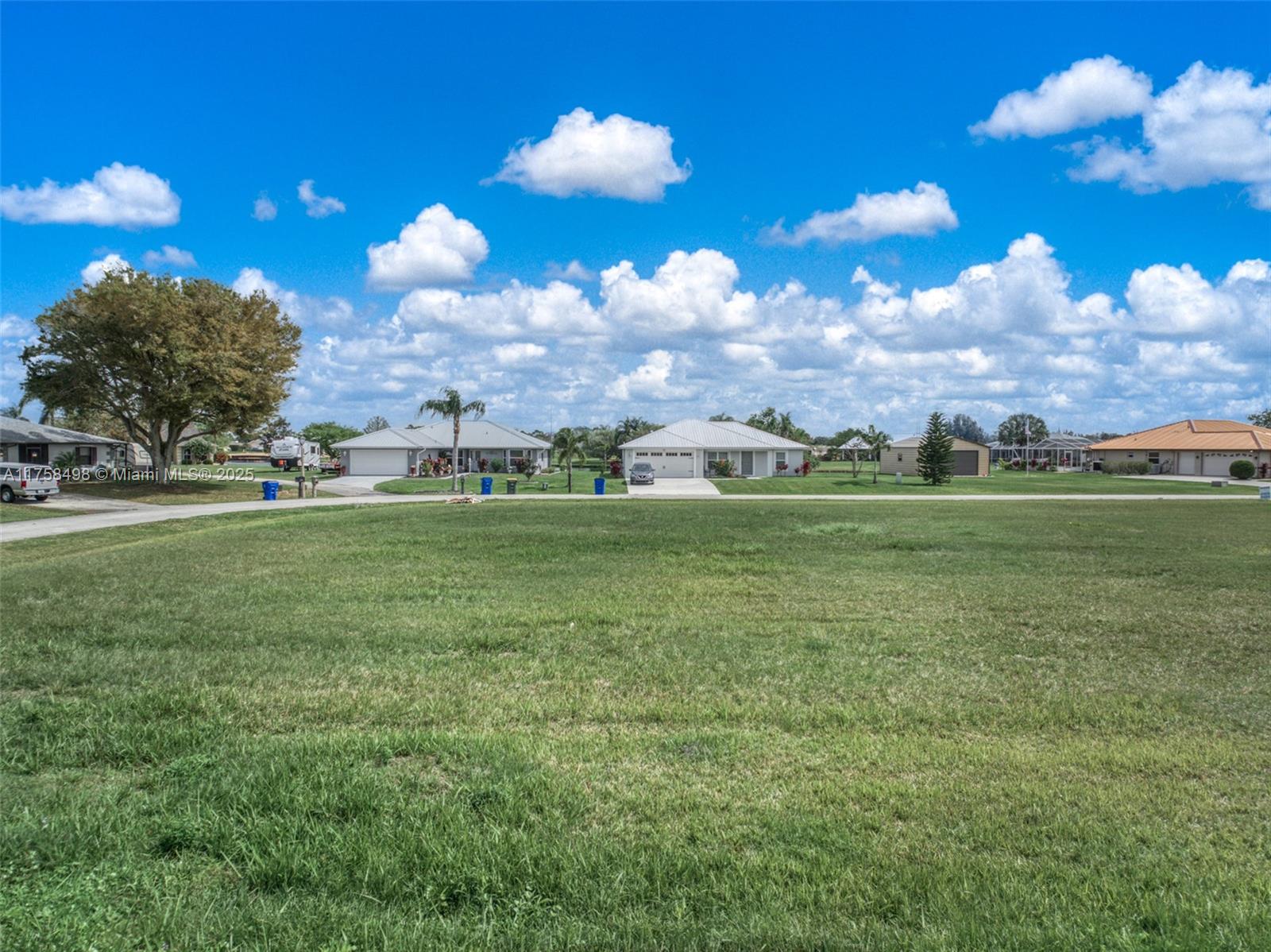 SPRING LAKE VILL 07 - Residential Lease