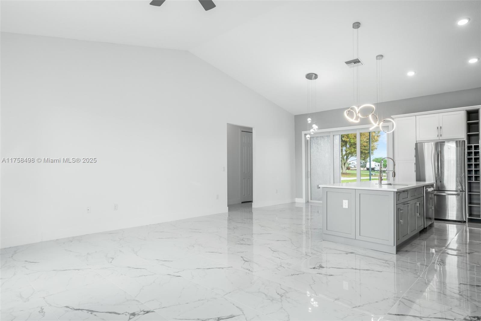 SPRING LAKE VILL 07 - Residential Lease