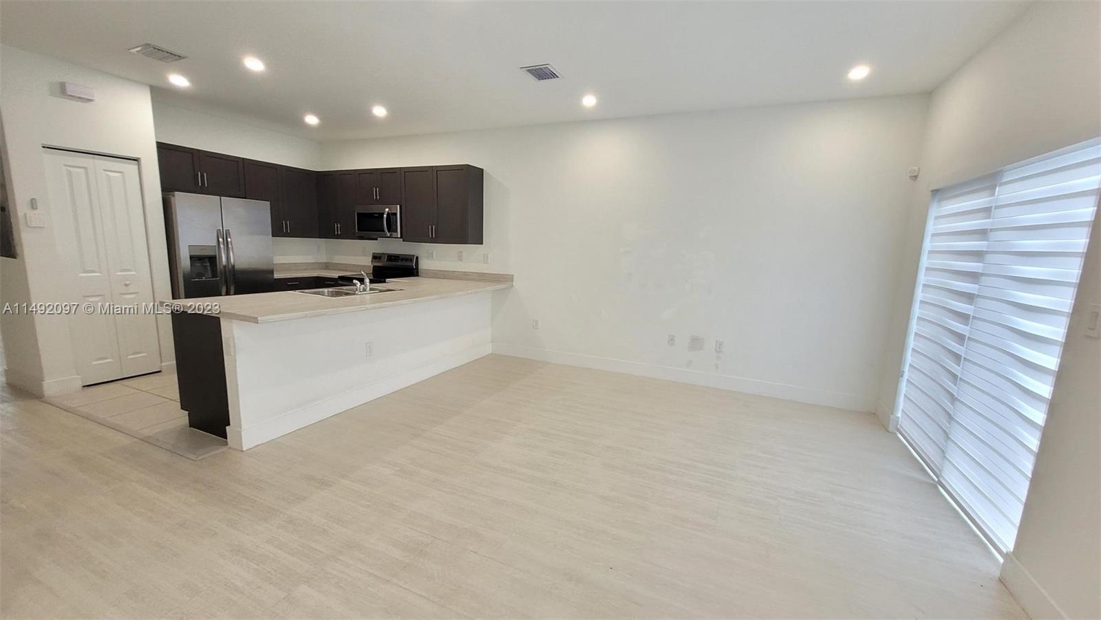 BOWTIE SUBDIVISION - Residential Lease