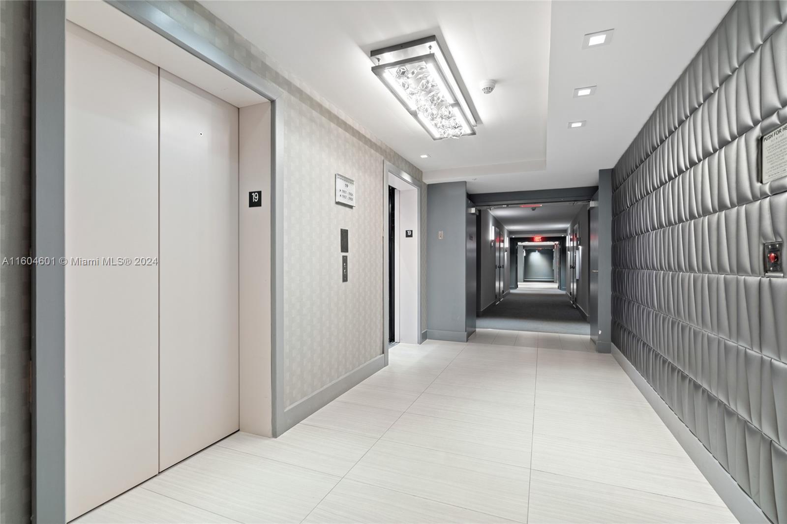 PARQUE TOWERS CONDO - Residential