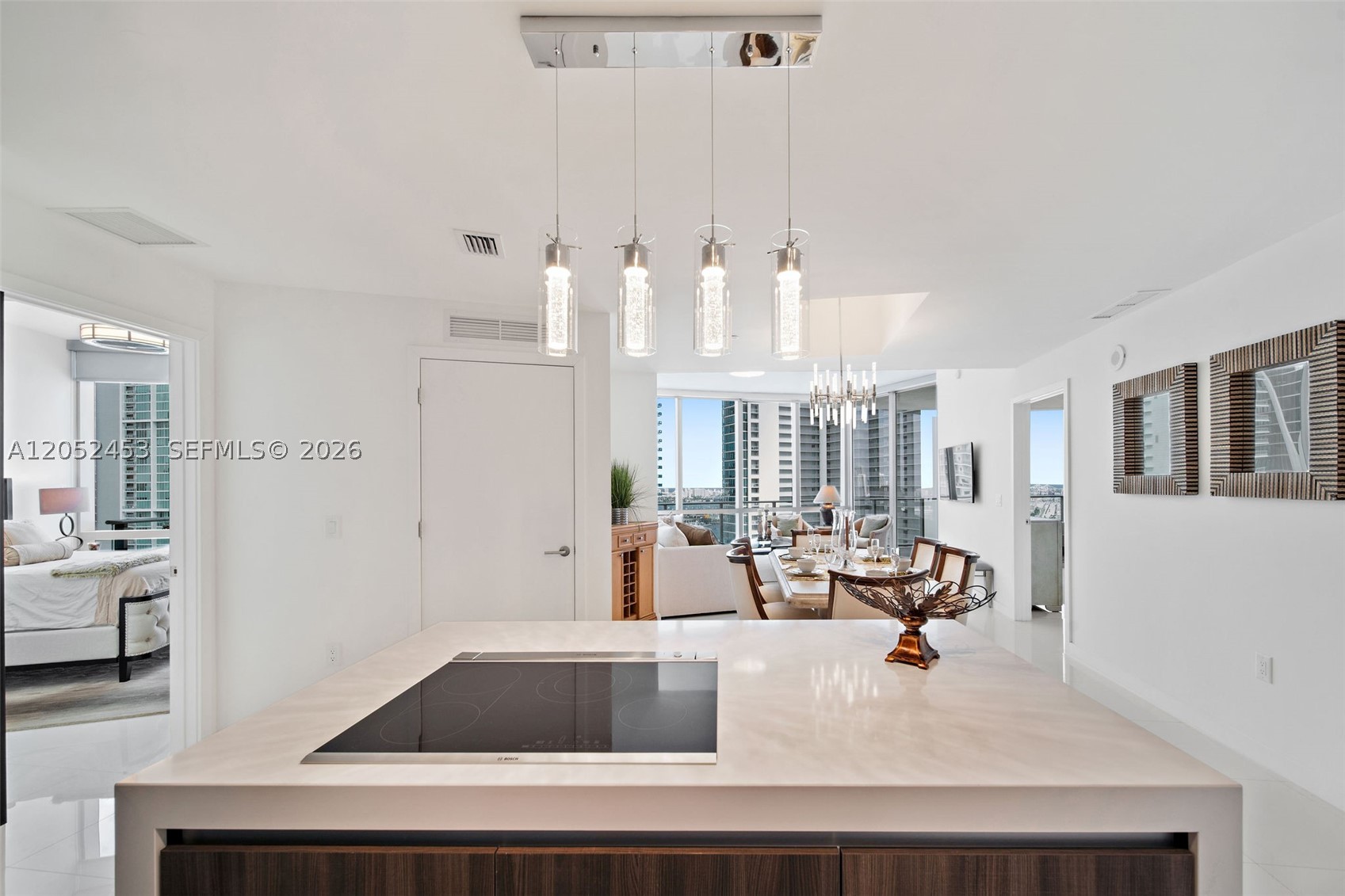 PARAMOUNT MIAMI WORLD CENT - Residential Lease