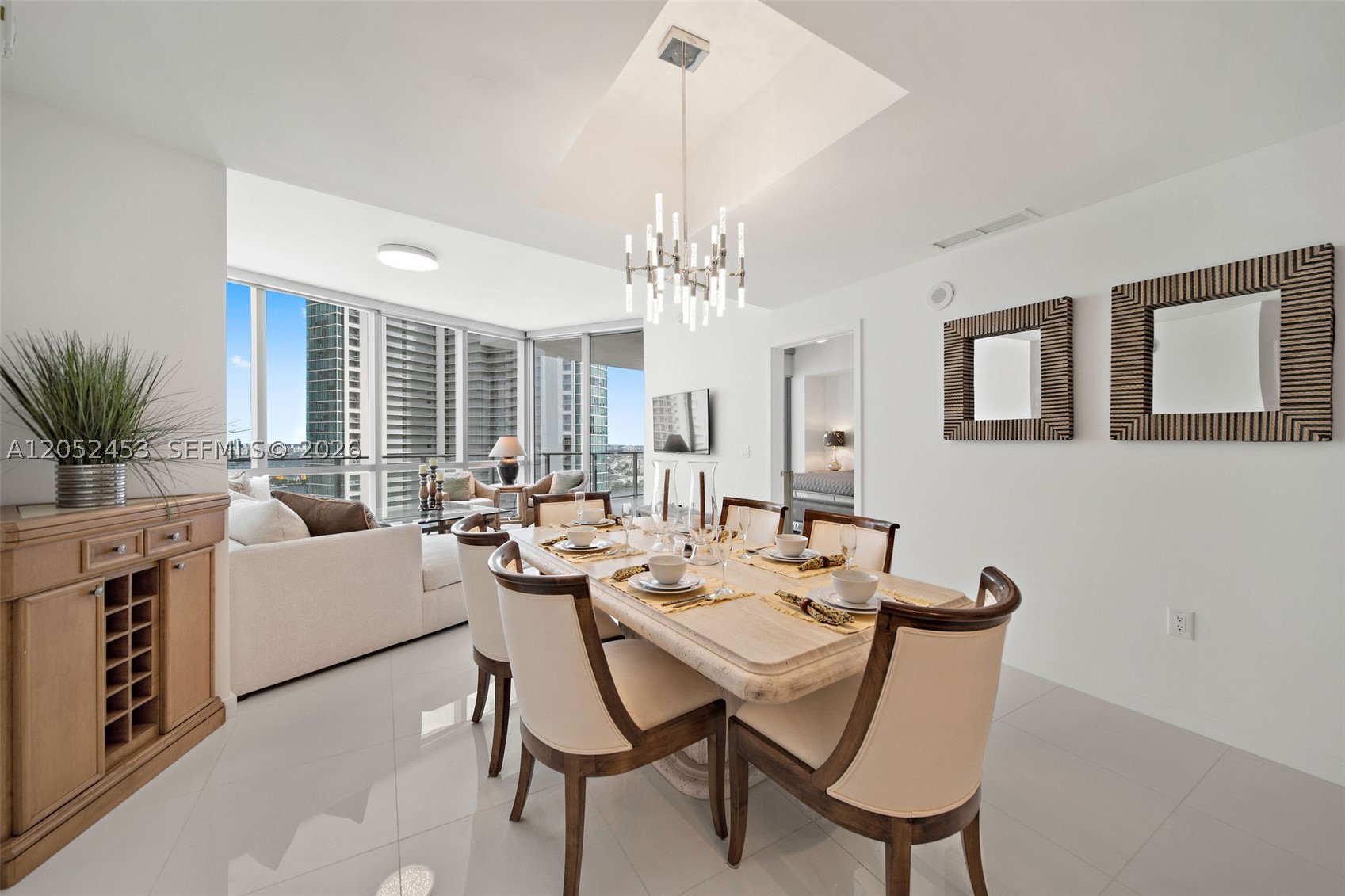 PARAMOUNT MIAMI WORLD CENT - Residential Lease