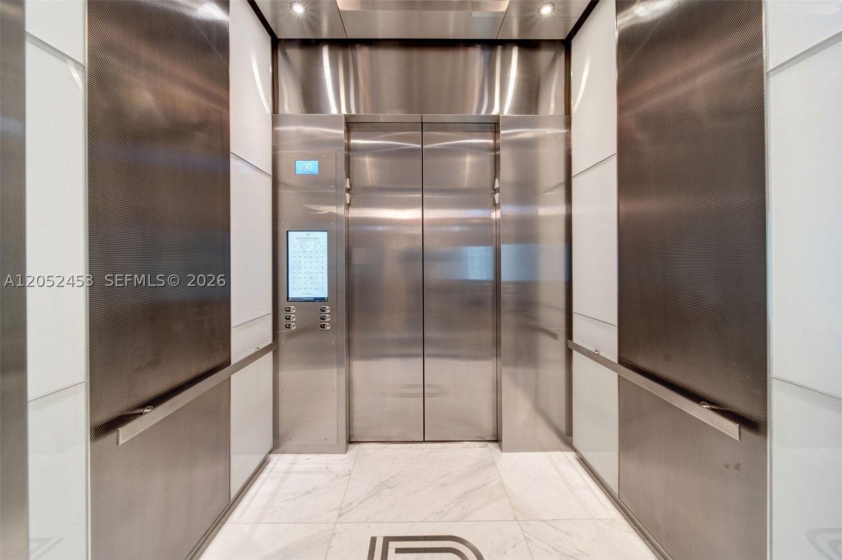 PARAMOUNT MIAMI WORLD CENT - Residential Lease