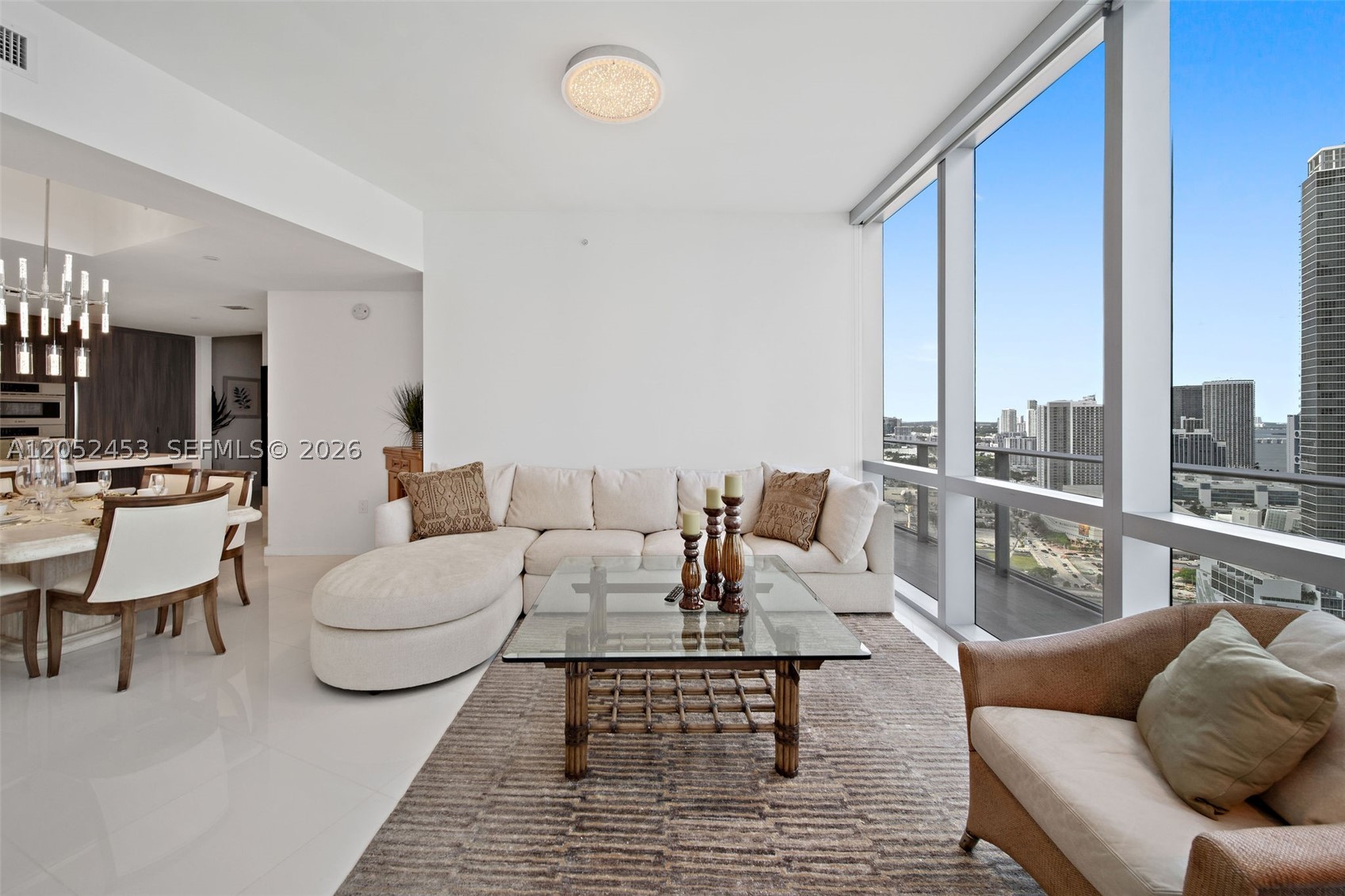 PARAMOUNT MIAMI WORLD CENT - Residential Lease