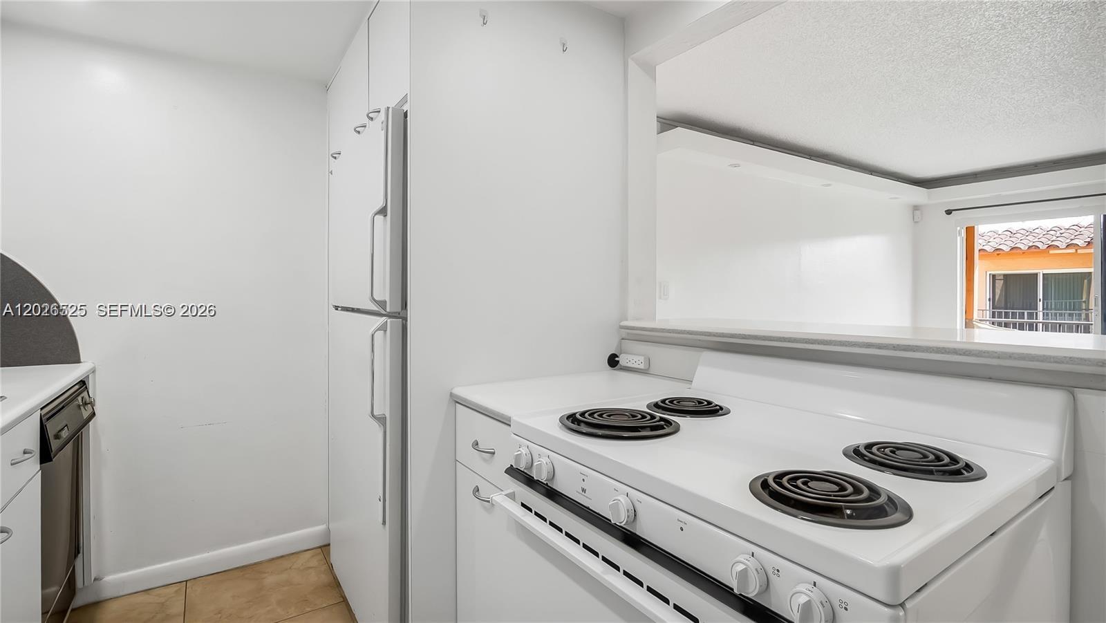 CYPRESS VILLAGE CONDO - Residential Lease