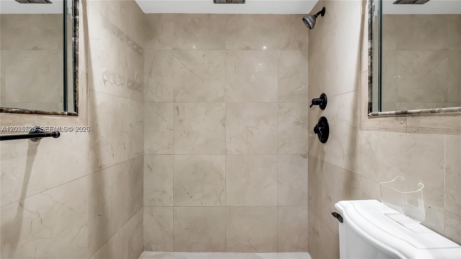 CYPRESS VILLAGE CONDO - Residential Lease