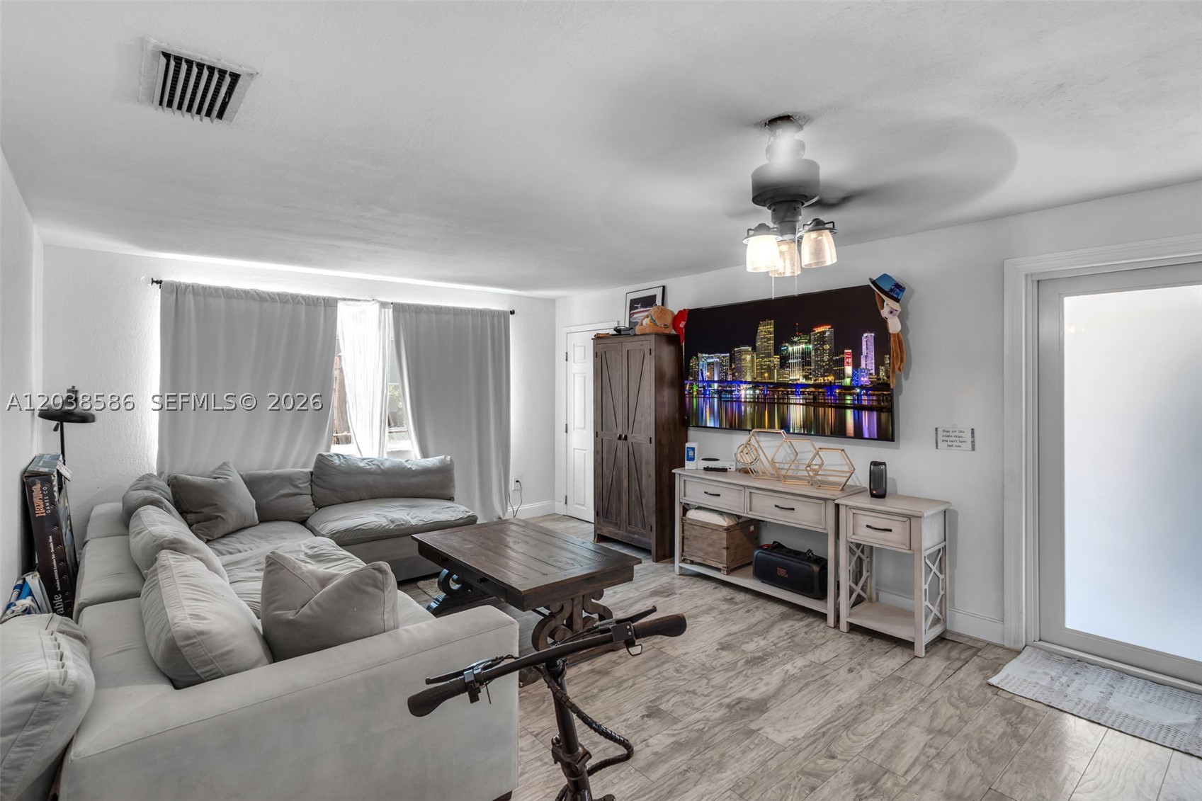 BIRD RD HIGHLANDS - Residential