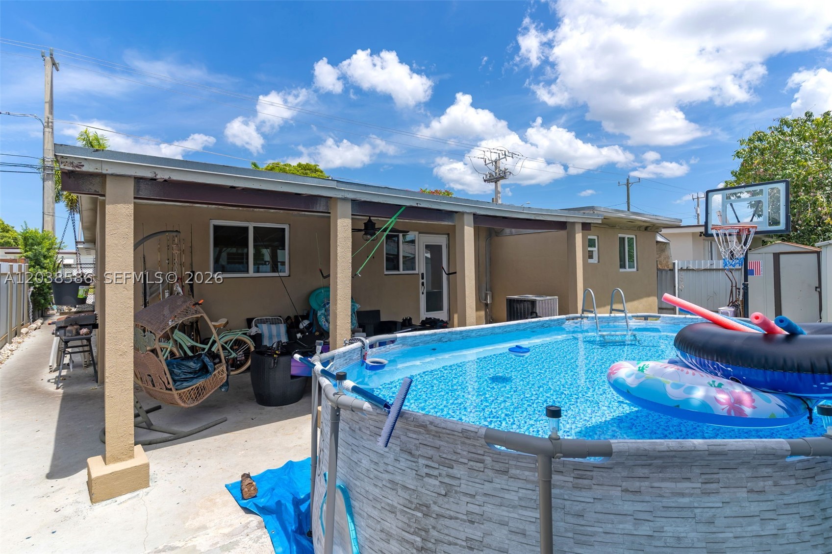 BIRD RD HIGHLANDS - Residential