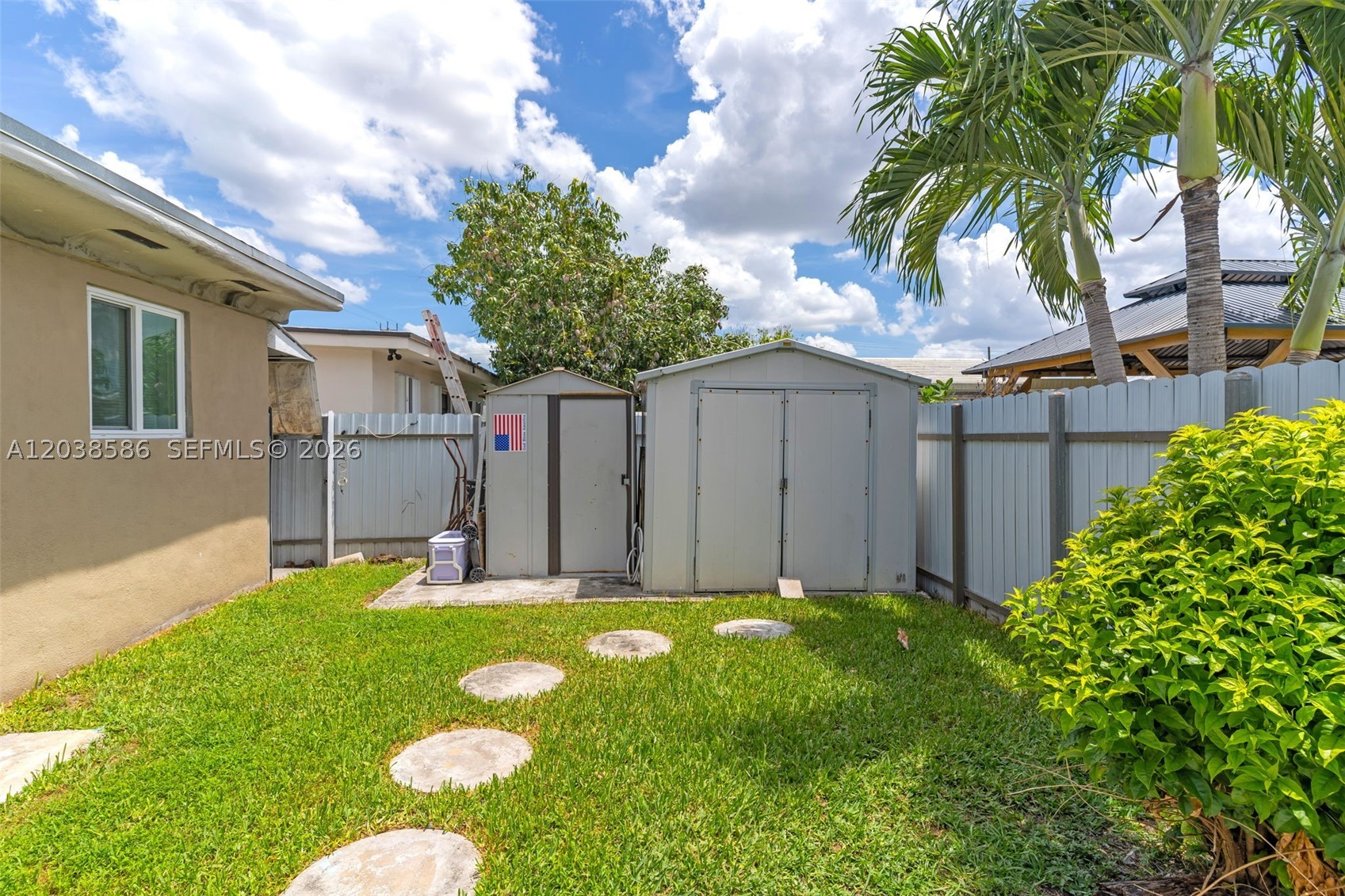BIRD RD HIGHLANDS - Residential