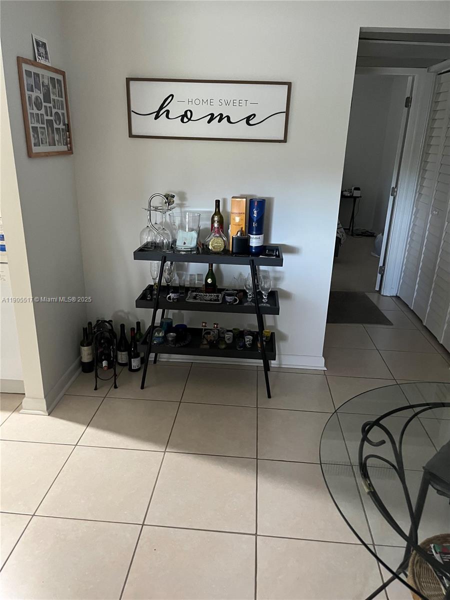KINGS POINT TUSCANY CONDO - Residential