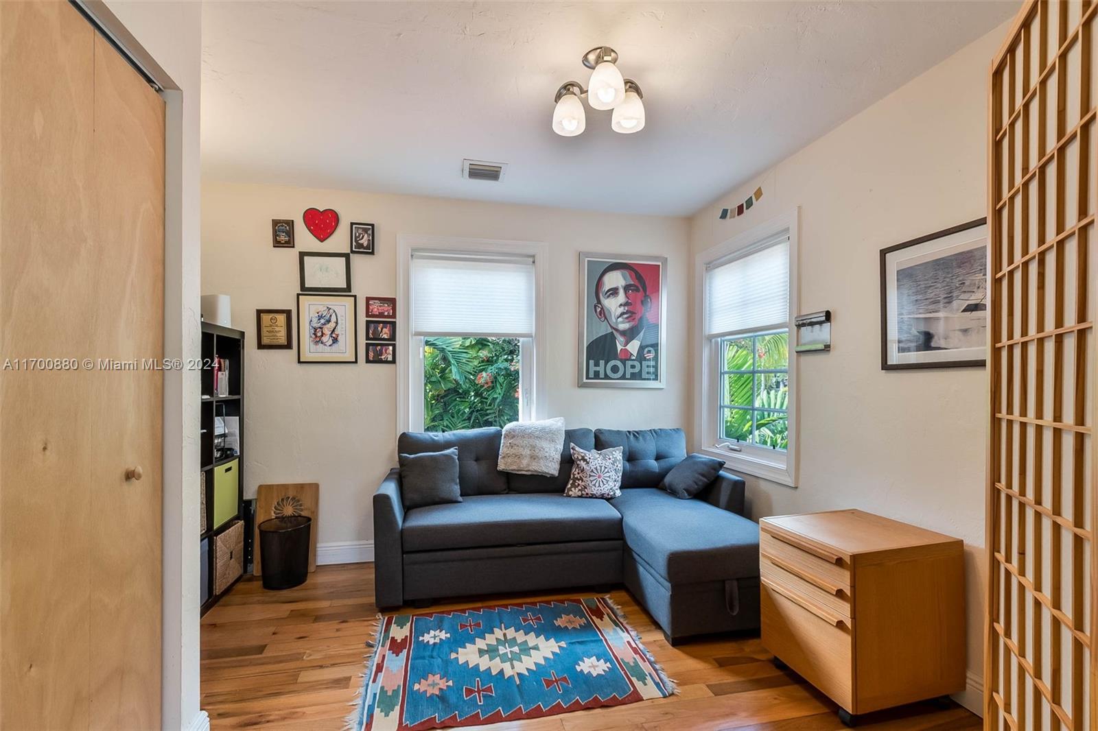 HOLLYWOOD - Residential