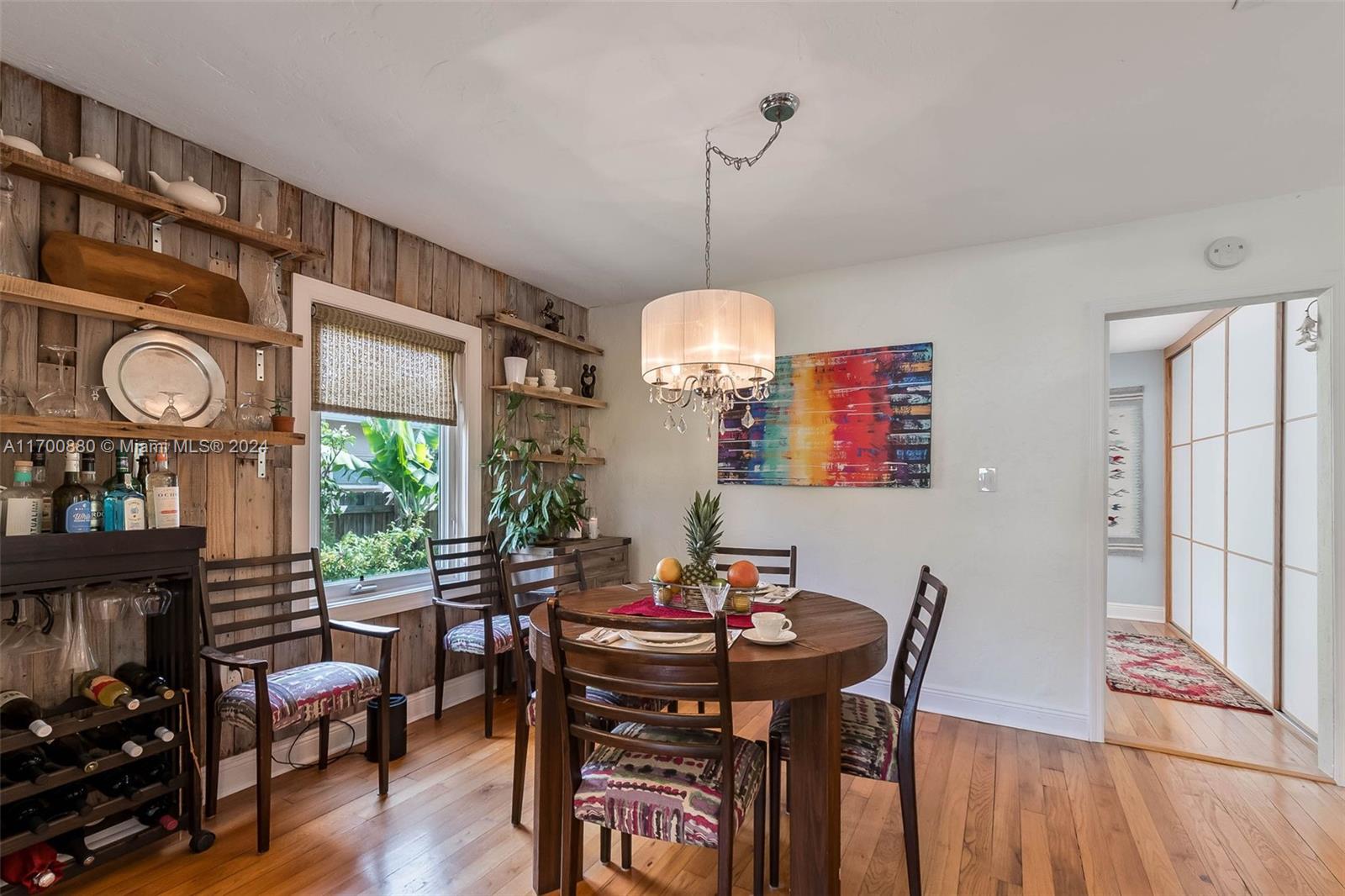HOLLYWOOD - Residential