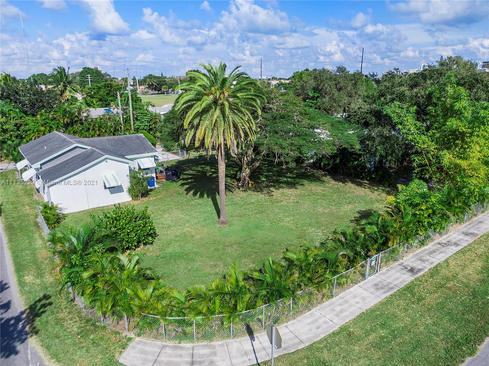 HALLANDALE BY THE SEA - Residential