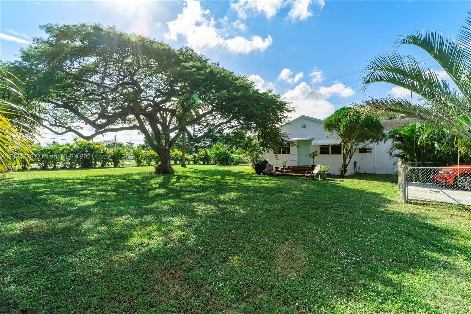HALLANDALE BY THE SEA - Residential
