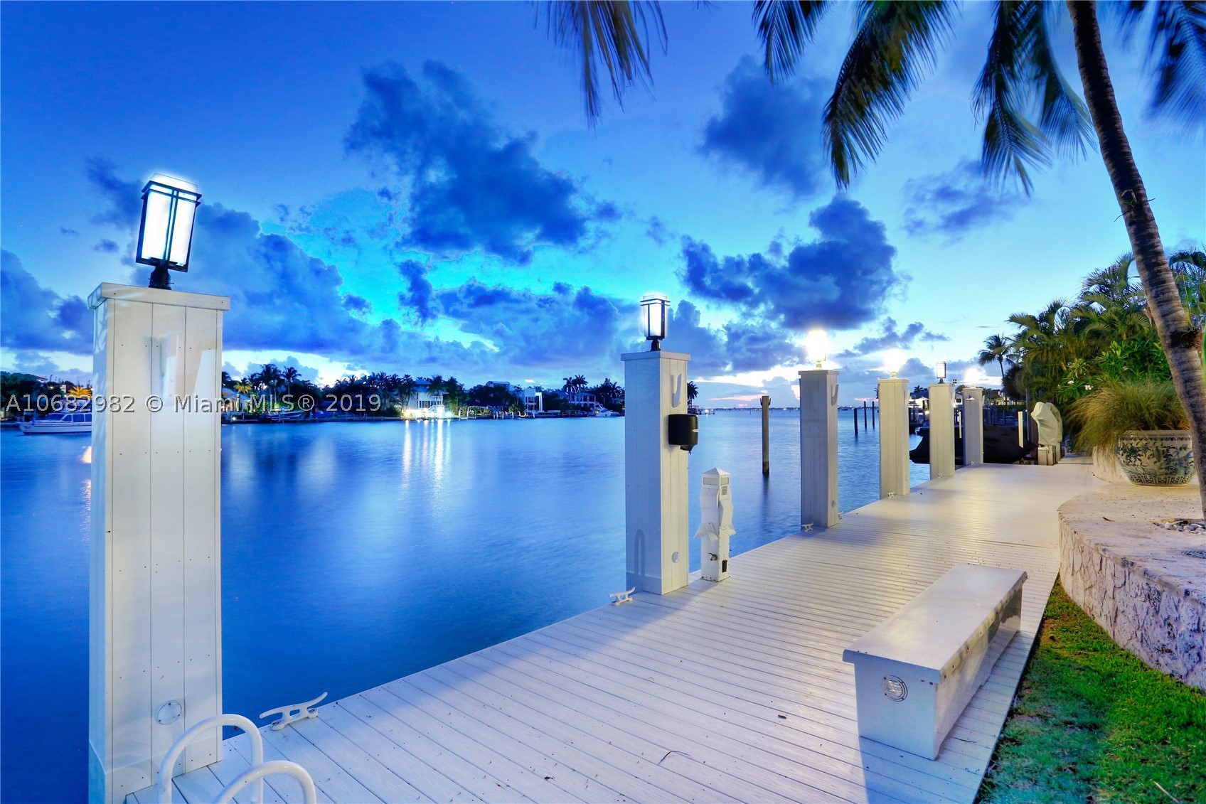 BISCAYNE KEY ESTATES - Residential