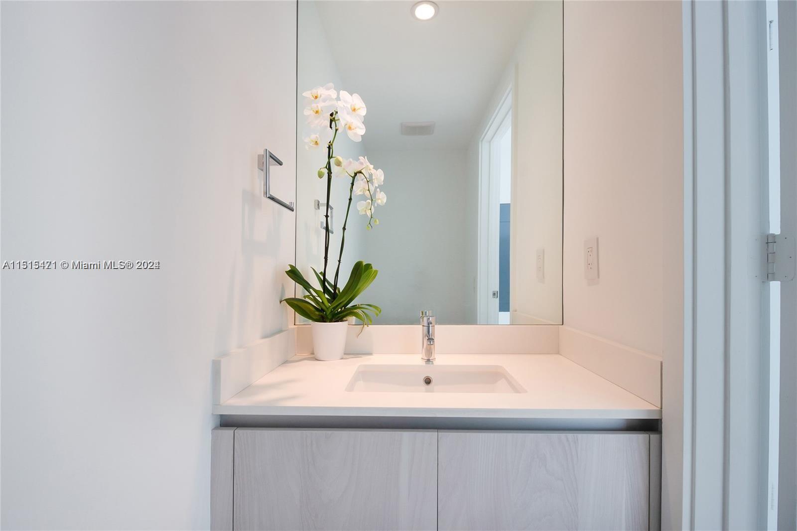 ONE PARAISO CONDO - Residential Lease
