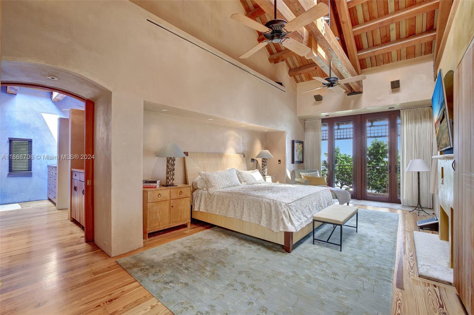 Hillsboro Mile - Residential