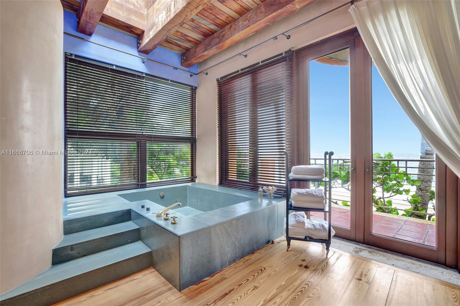 Hillsboro Mile - Residential