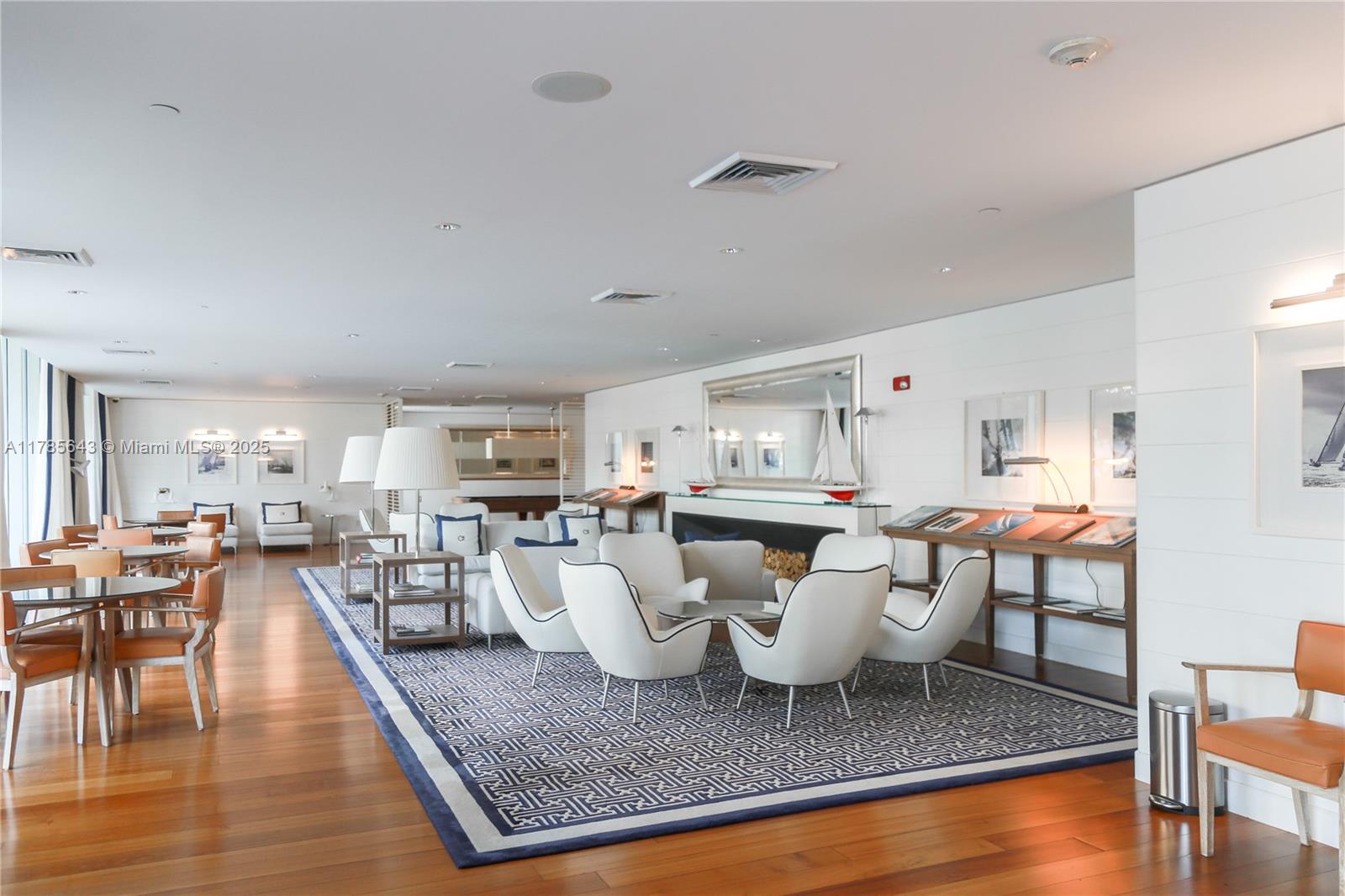 GROVENOR HOUSE CONDO - Residential Lease
