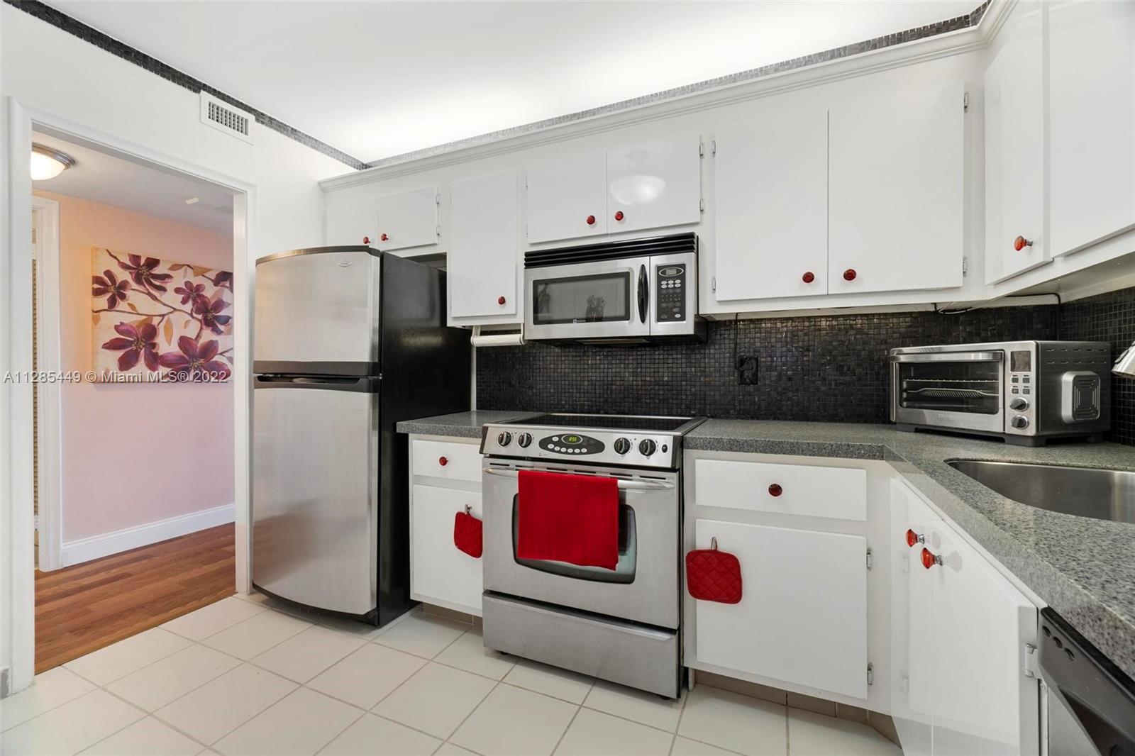 ROYAL EMBASSY CONDO - Residential Lease