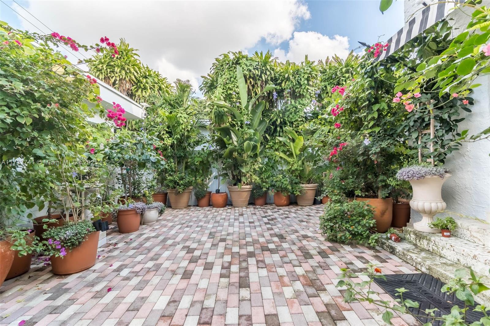 VEDADO - Residential