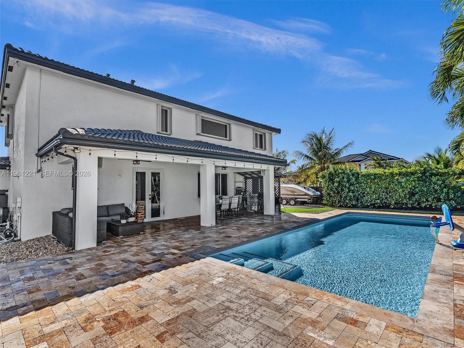 BONITA ESTATES MANSIONS S - Residential