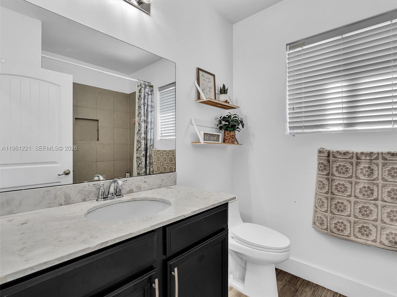 BONITA ESTATES MANSIONS S - Residential