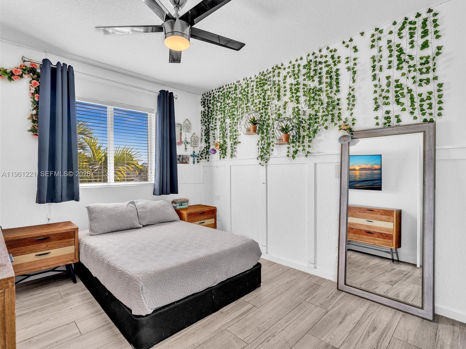 BONITA ESTATES MANSIONS S - Residential