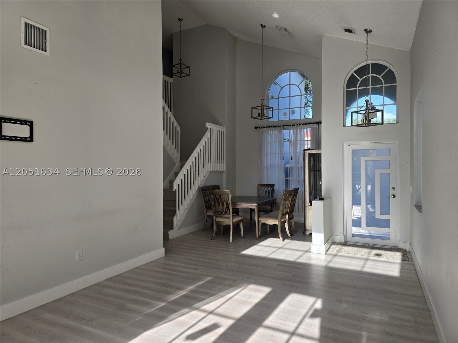 TOWNGATE - Residential