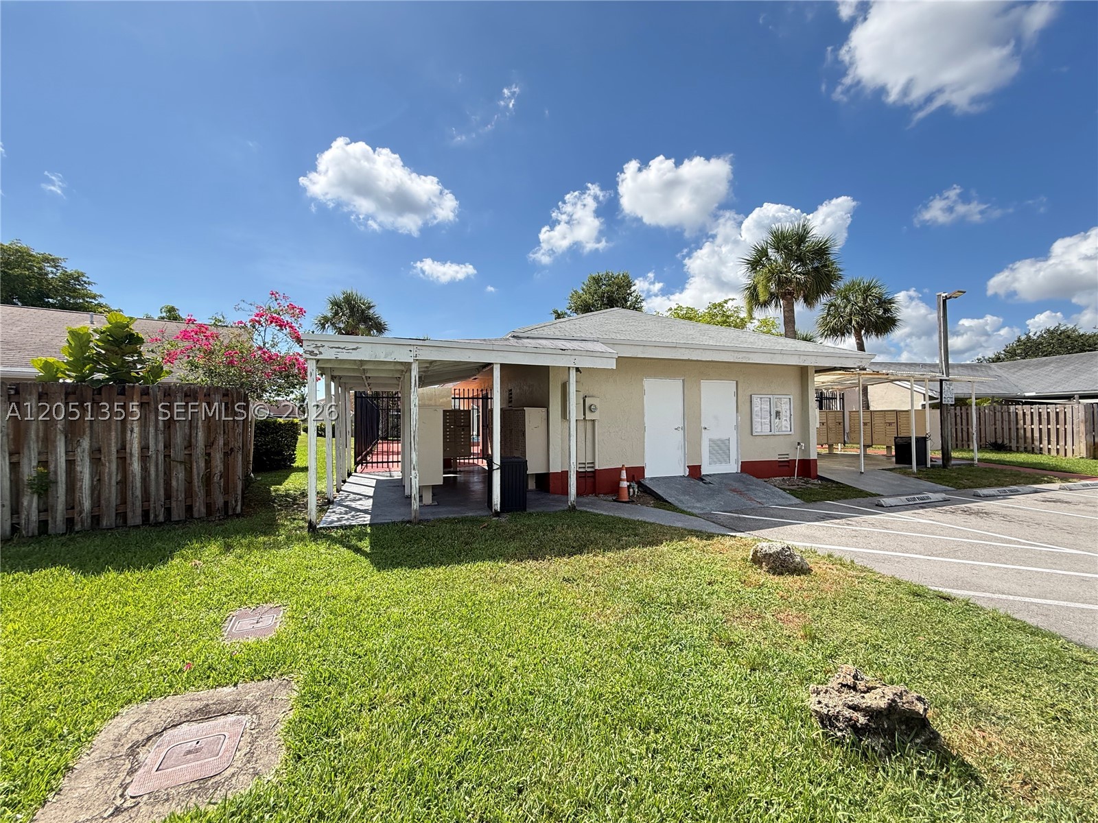SIERRA RIDGE CONDO A - Residential Lease