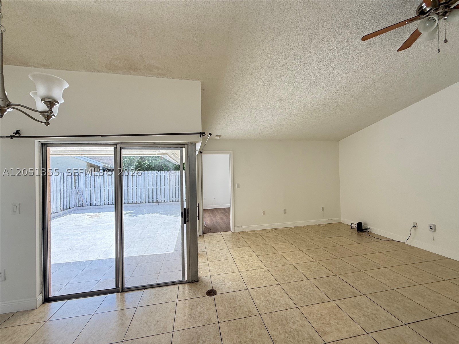 SIERRA RIDGE CONDO A - Residential Lease
