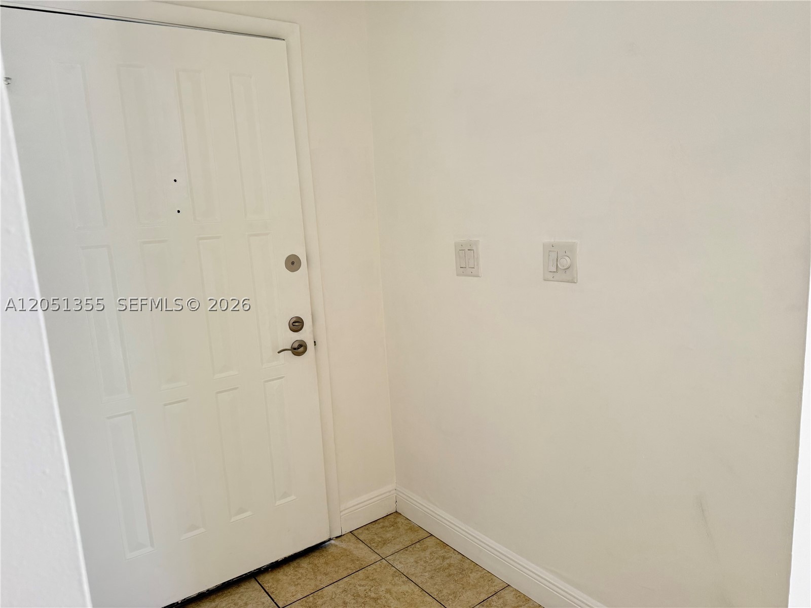 SIERRA RIDGE CONDO A - Residential Lease