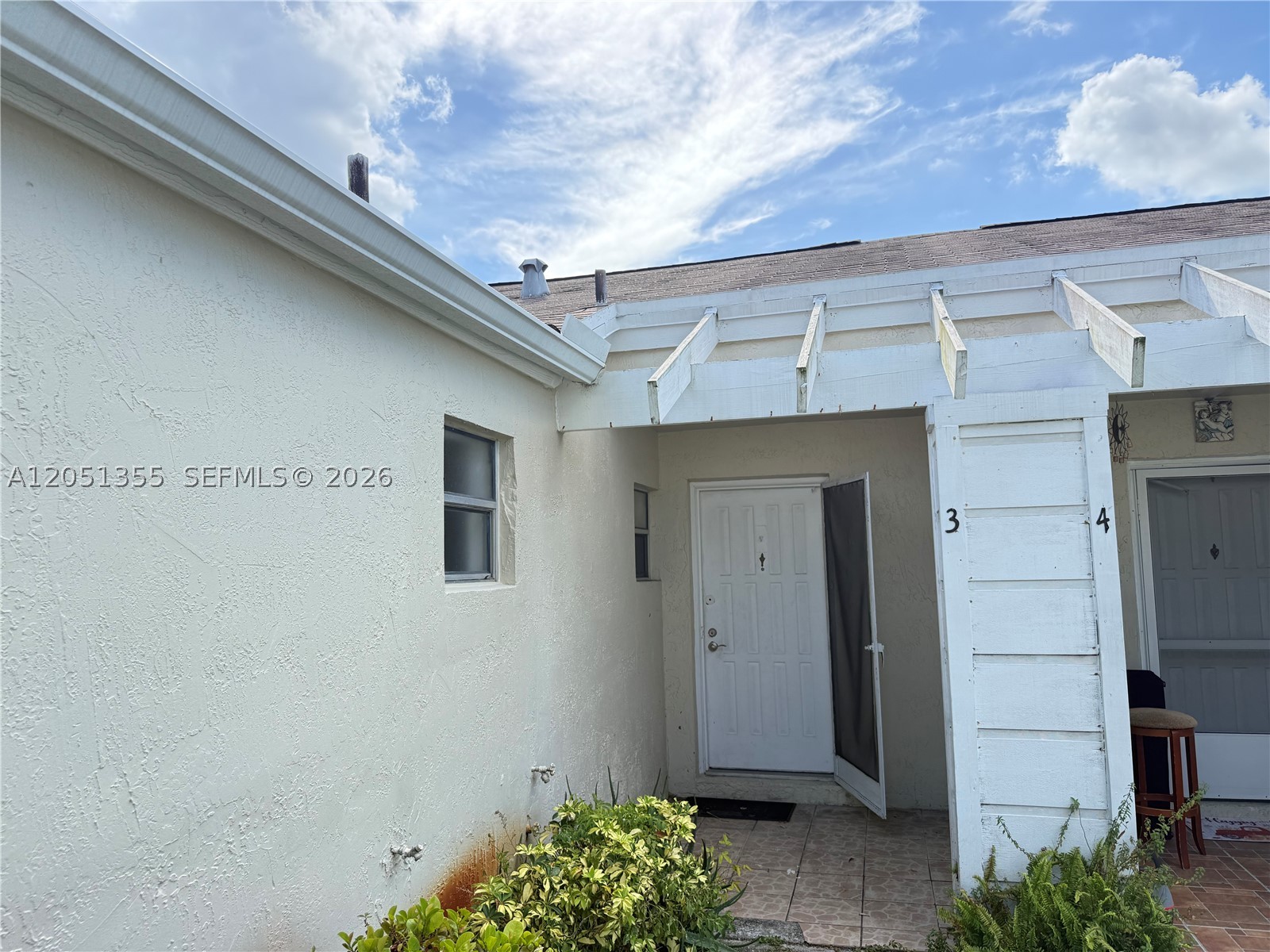 SIERRA RIDGE CONDO A - Residential Lease