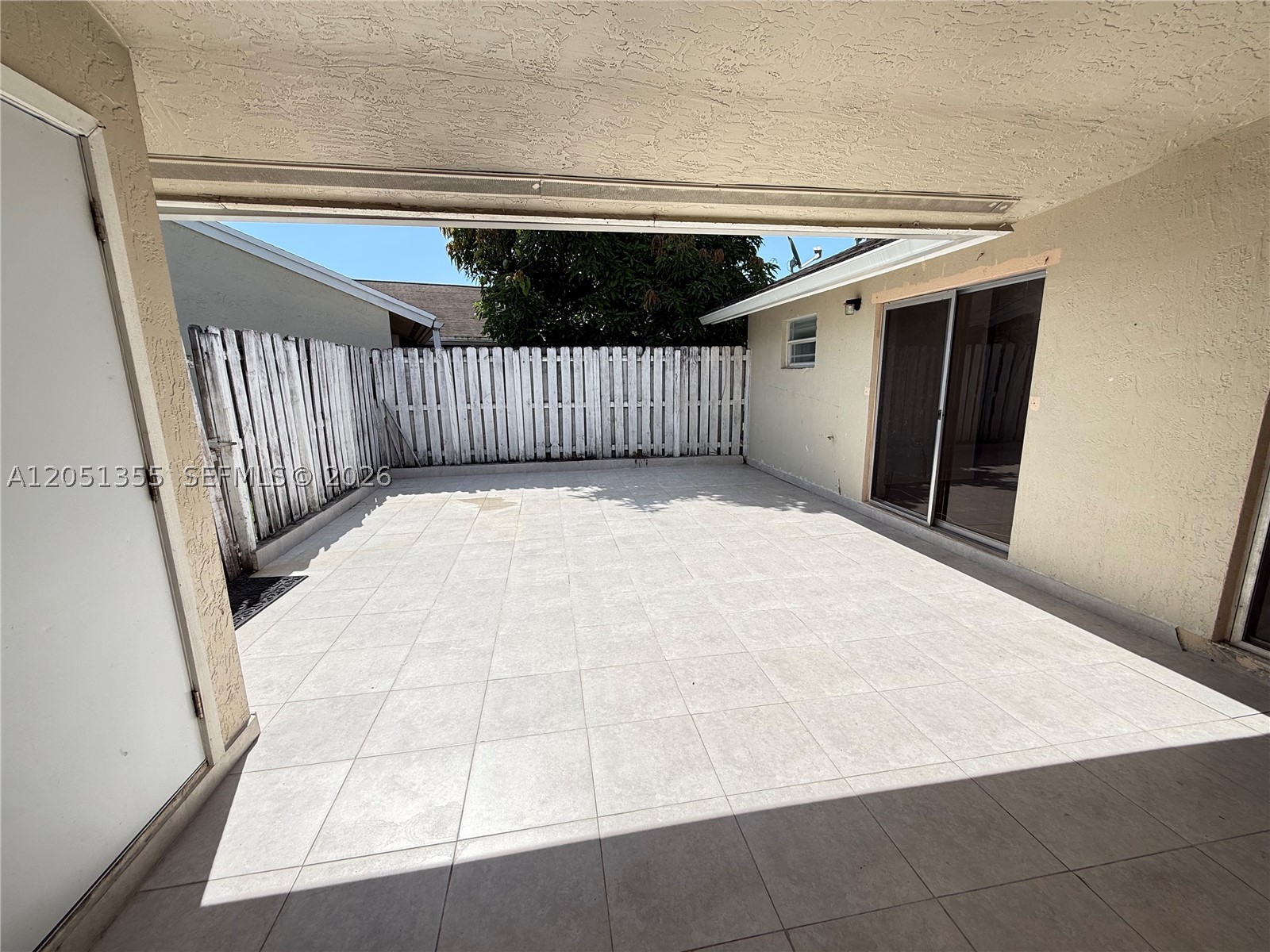 SIERRA RIDGE CONDO A - Residential Lease