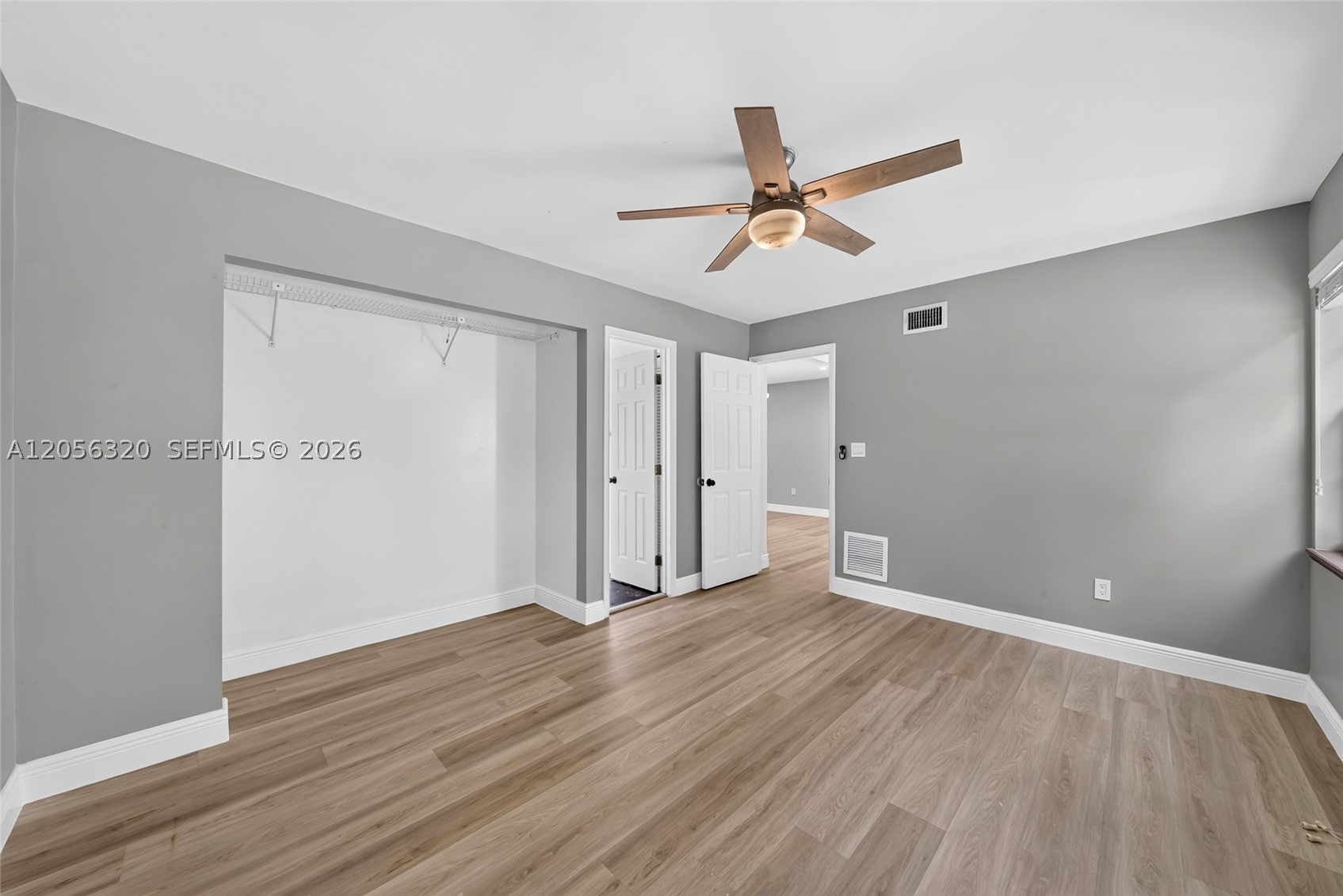 KINGS GRANT EAST - Residential