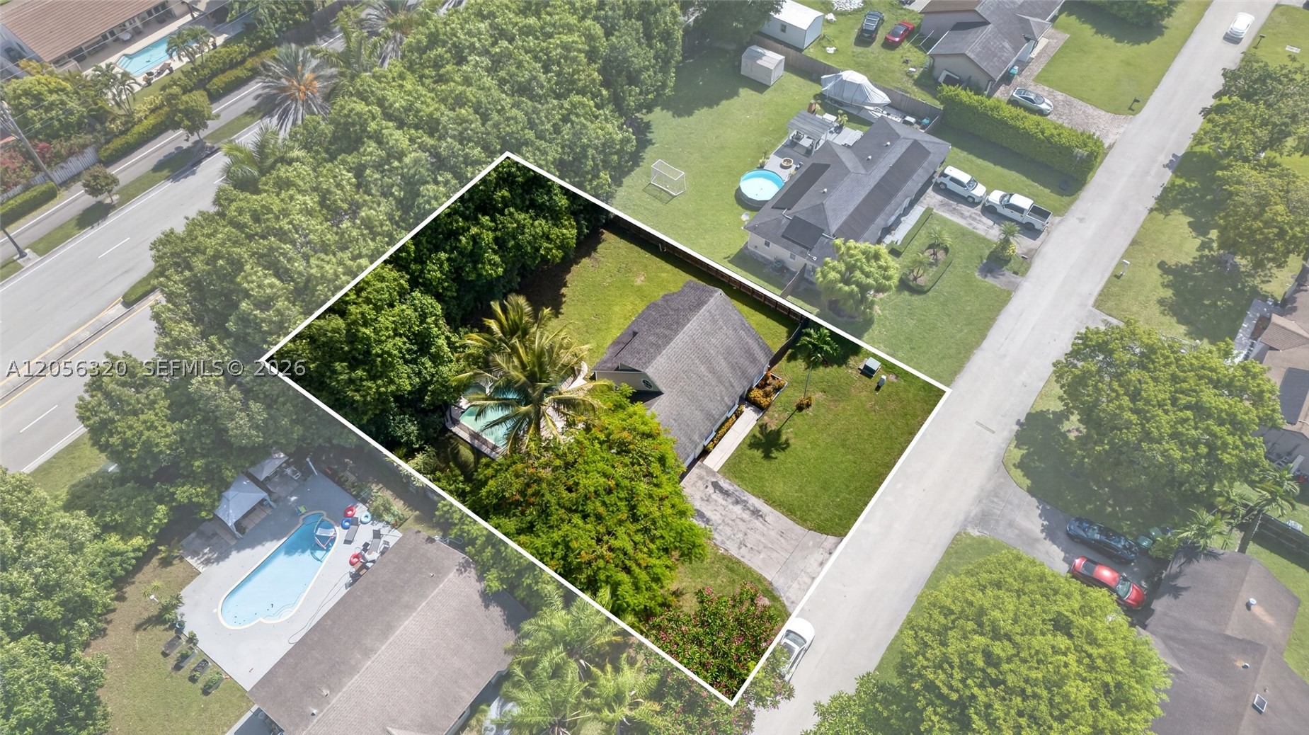 KINGS GRANT EAST - Residential