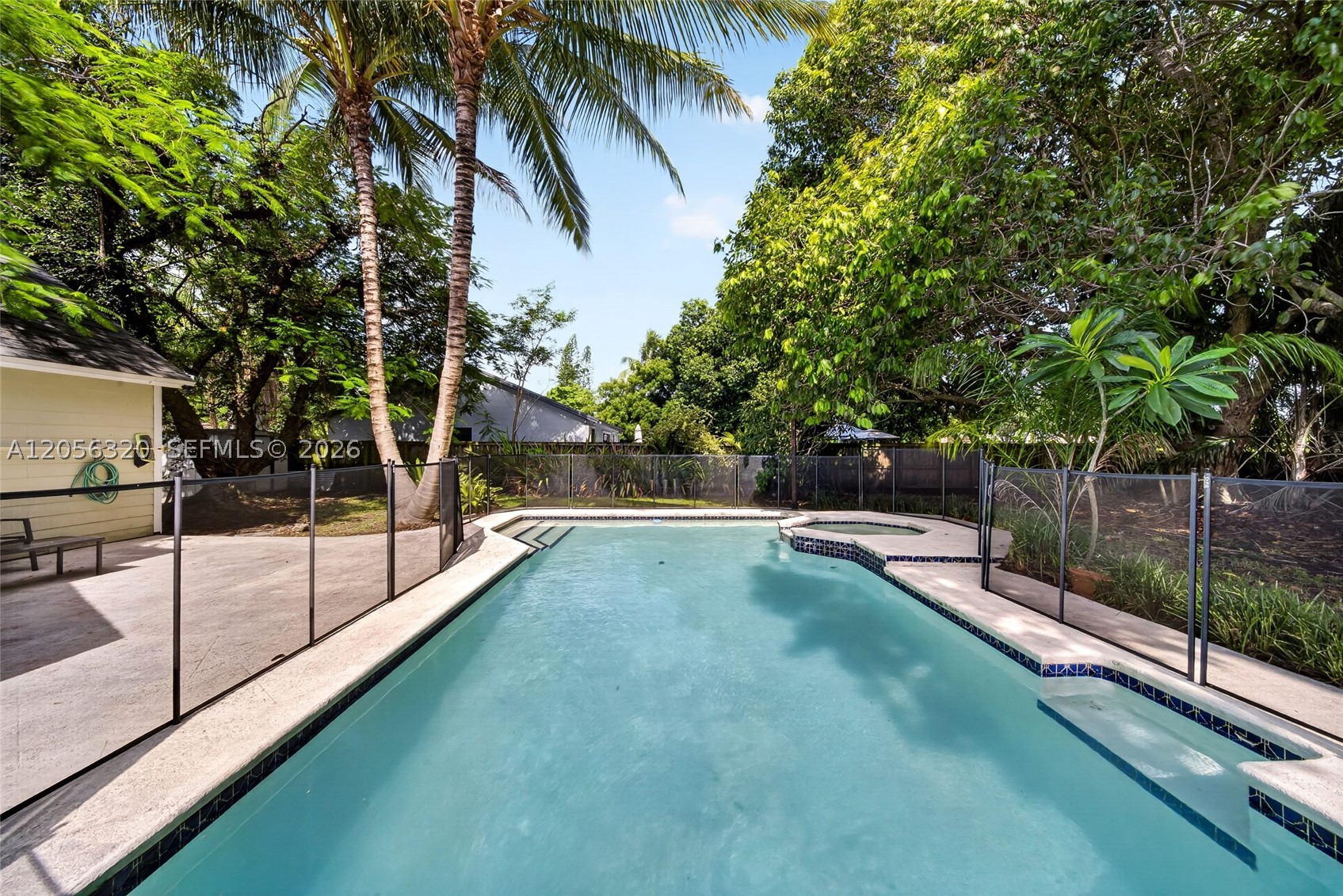 KINGS GRANT EAST - Residential