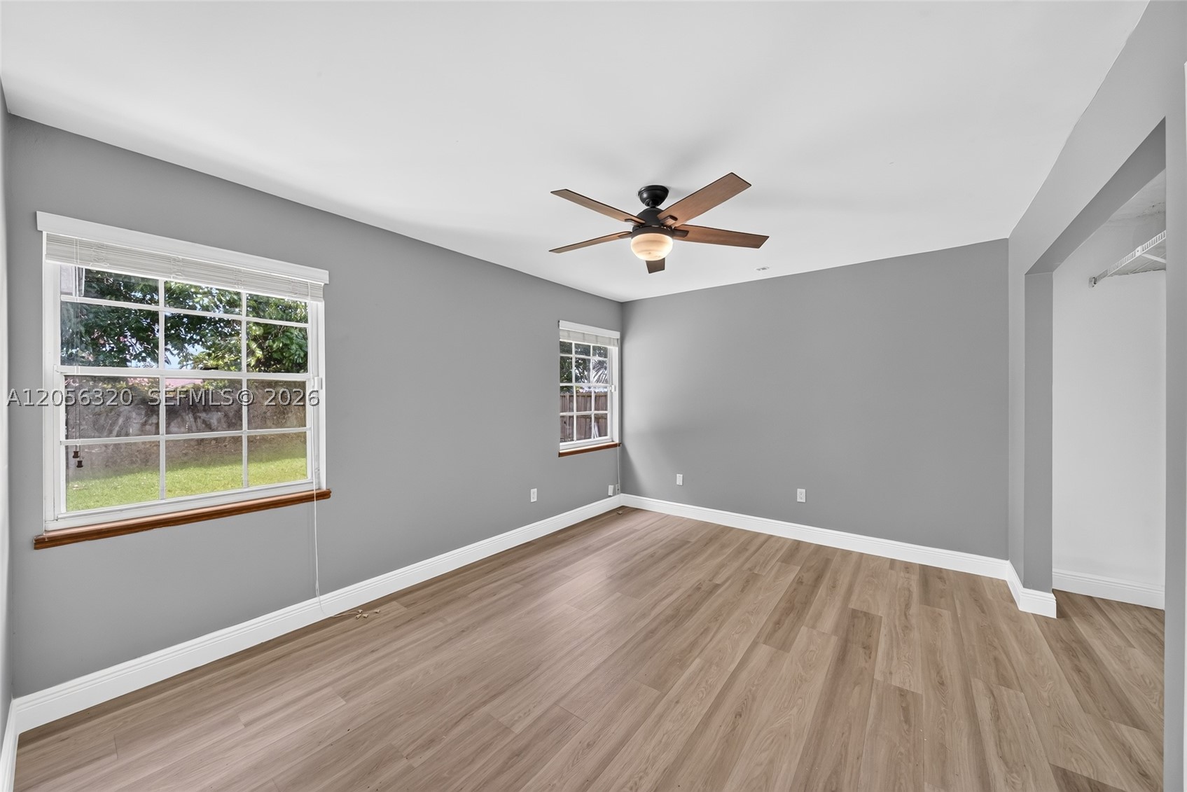 KINGS GRANT EAST - Residential