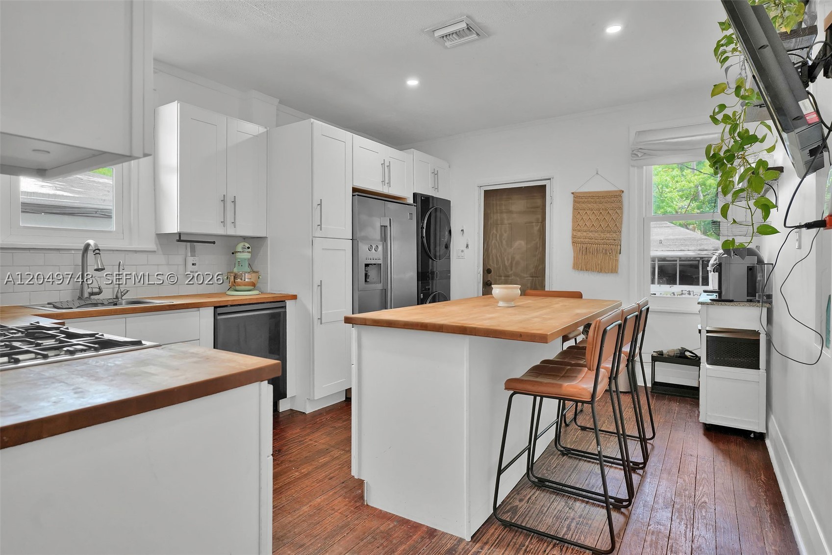 HOLLYWOOD - Residential